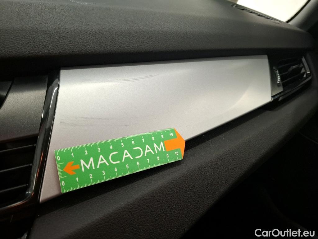  Bmw  Serie 2 BMW  Active Tourer / 2018 / 5P / monospace 225xe Business Design Auto #74