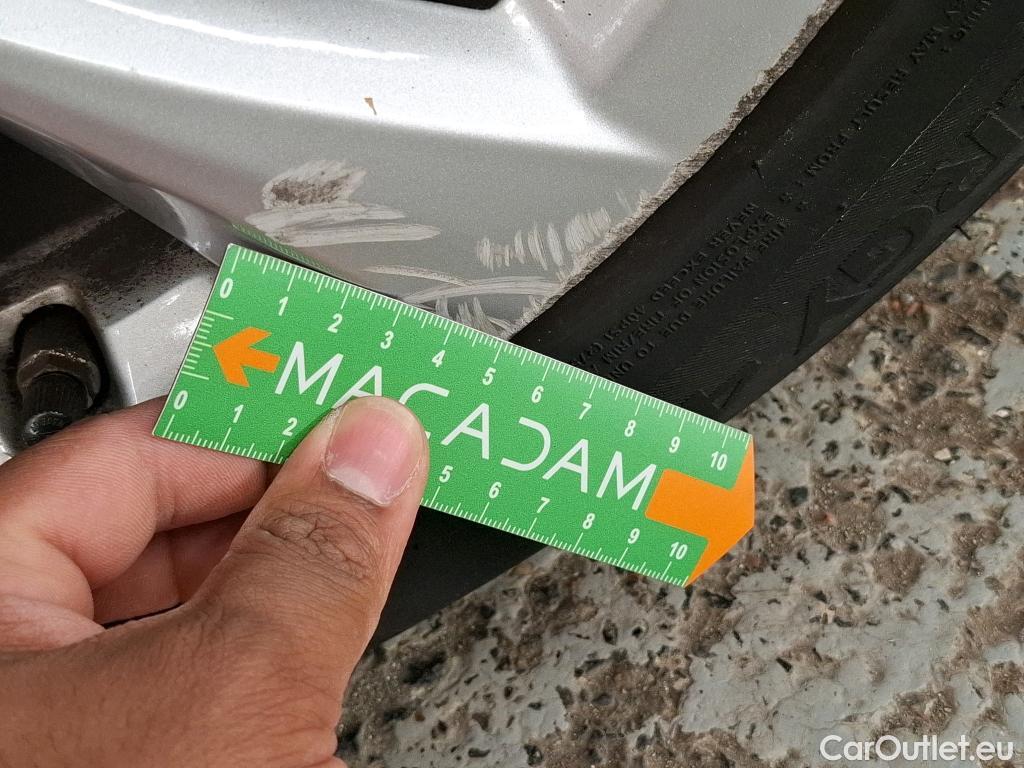  Bmw  Serie 2 BMW  Active Tourer / 2018 / 5P / monospace 225xe Business Design Auto #57