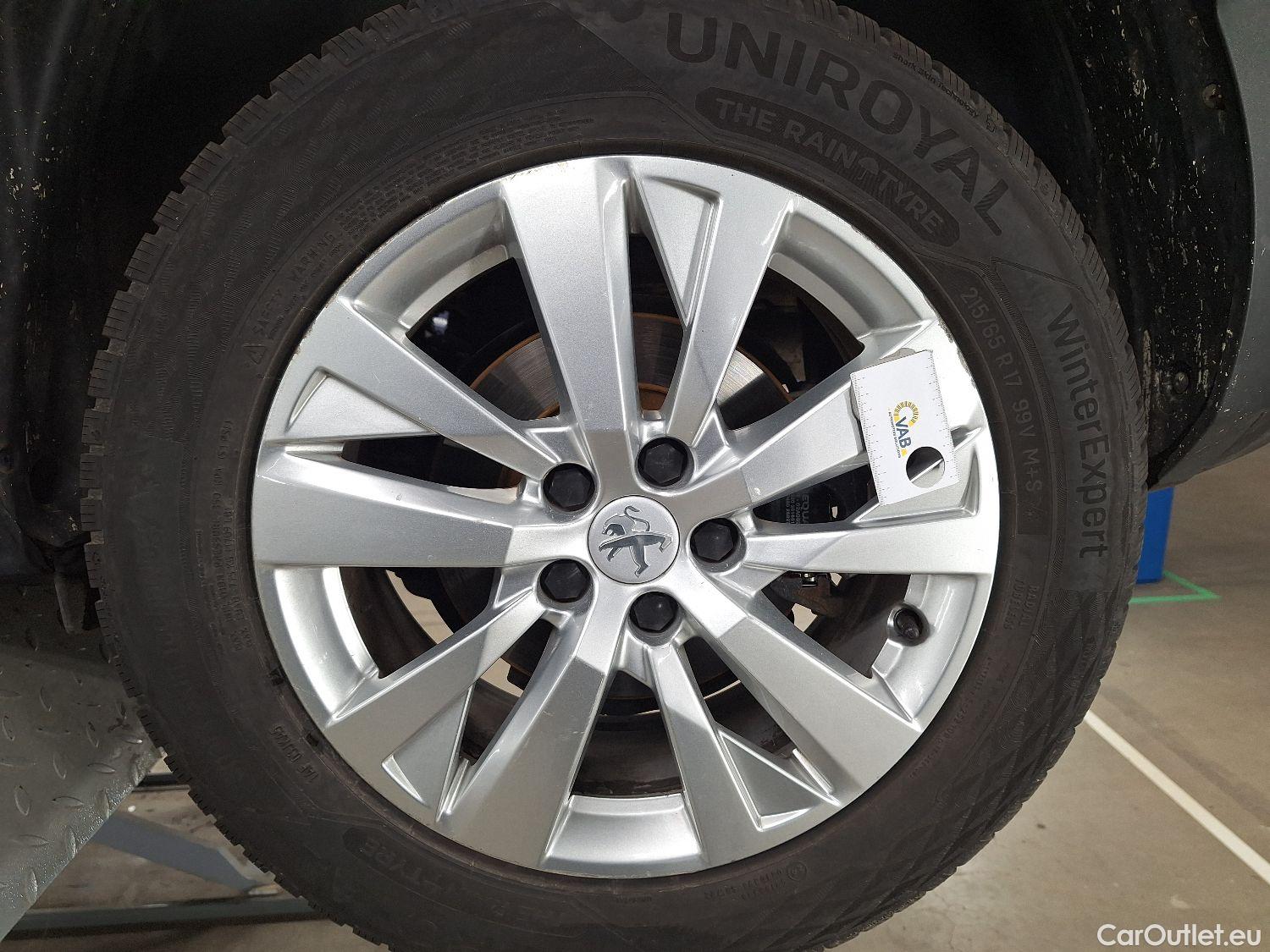  Peugeot  3008 Peugeot,  FL'20, Peugeot  1.5 BlueHDi 96kW S&S EAT8 Active Pack #36