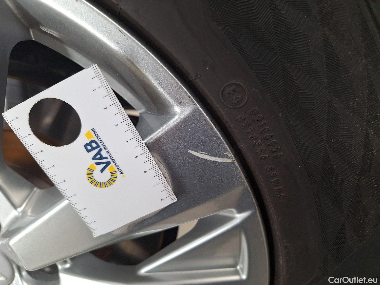  Peugeot  3008 Peugeot,  FL'20, Peugeot  1.5 BlueHDi 96kW S&S EAT8 Active Pack #23