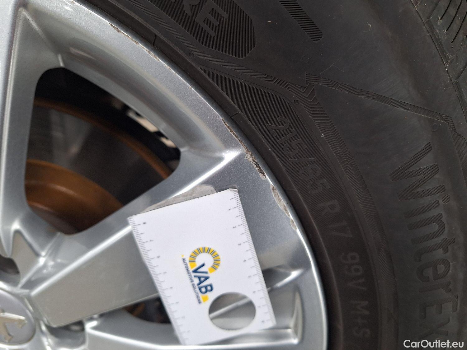  Peugeot  3008 Peugeot,  FL'20, Peugeot  1.5 BlueHDi 96kW S&S EAT8 Active Pack #37