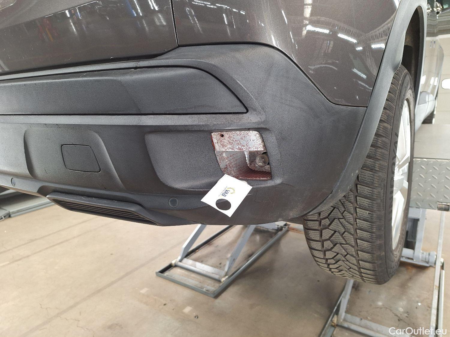  Peugeot  3008 Peugeot,  FL'20, Peugeot  1.5 BlueHDi 96kW S&S EAT8 Active Pack #24