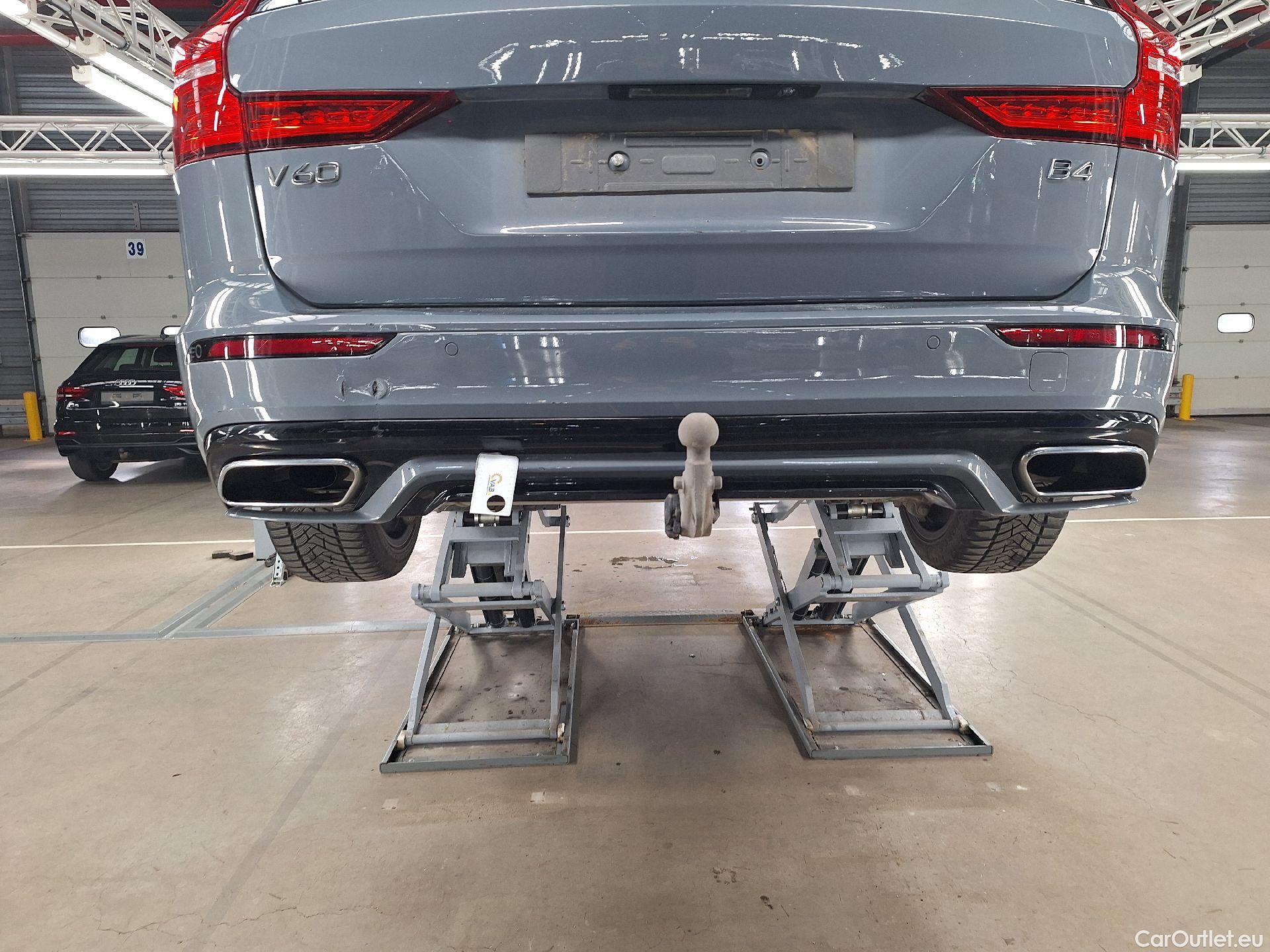  Volvo  V60 Volvo,  '18, Volvo  B4 D R-Design Aut. 5d #5