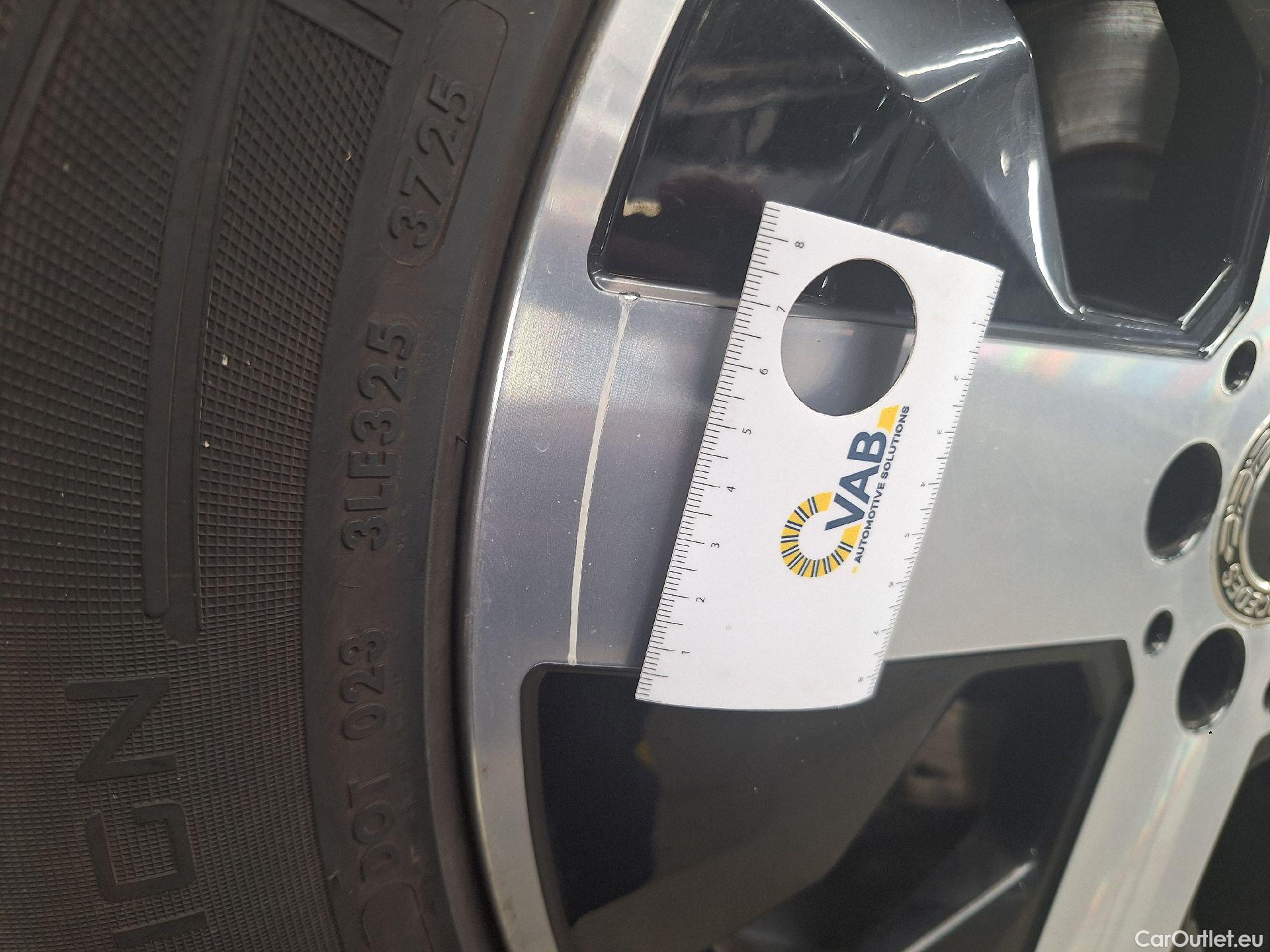  Mercedes  GLB Mercedes,  '19, Mercedes-Benz   180 d Business Solution 5d #33