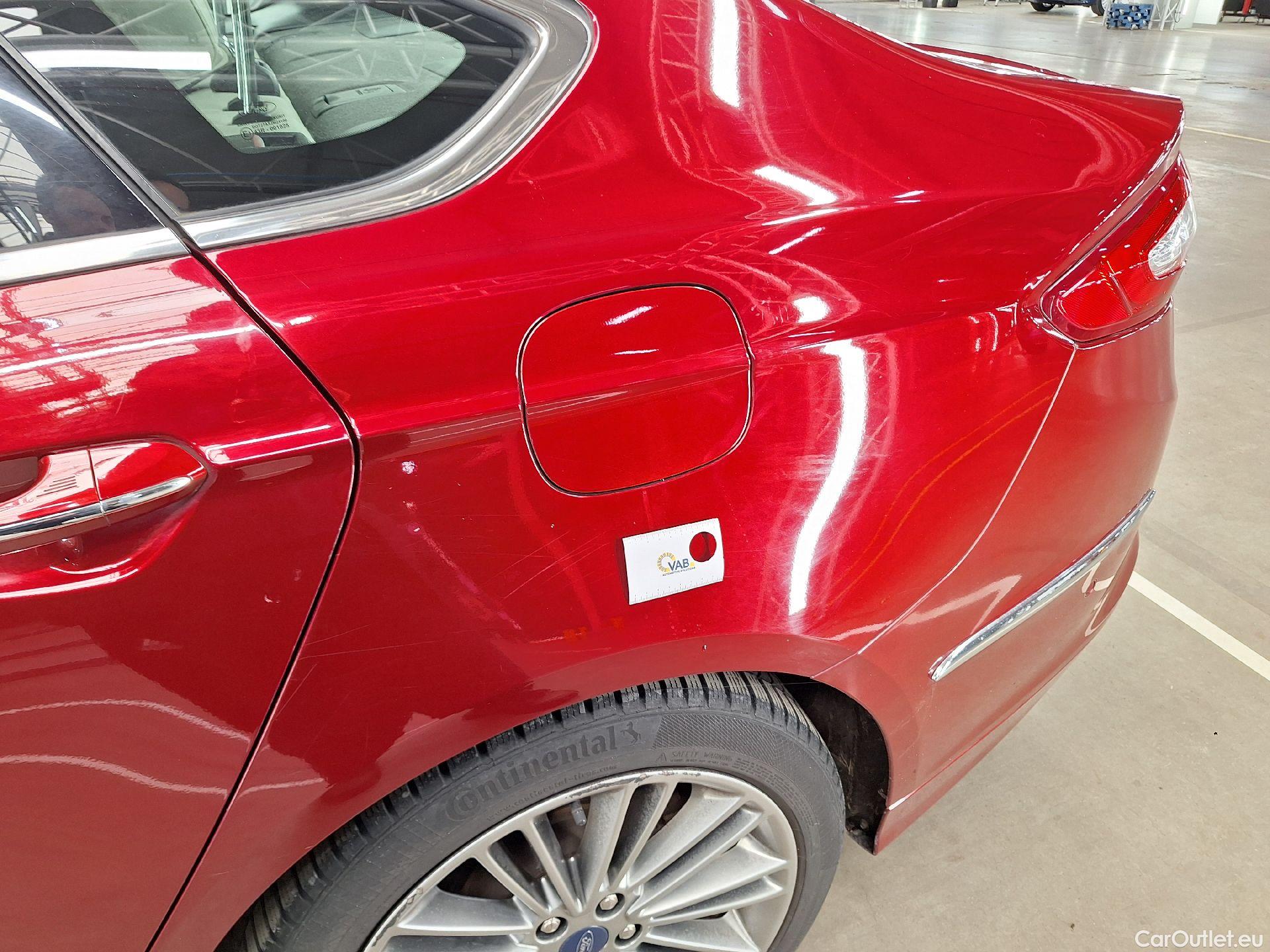  Ford  Mondeo Ford,  5d '14, Ford  2.0TDCi 110kW Vignale 4d #13