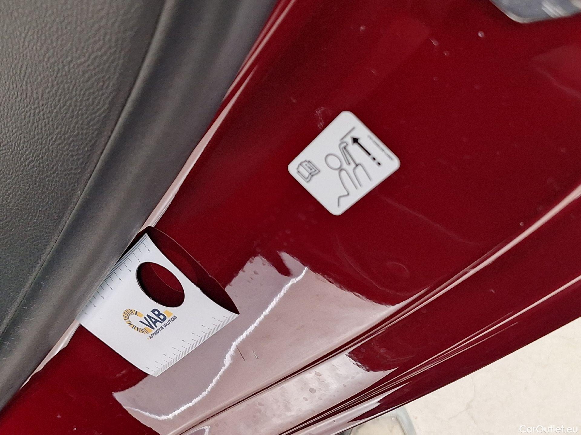  Ford  Mondeo Ford,  5d '14, Ford  2.0TDCi 110kW Vignale 4d #9