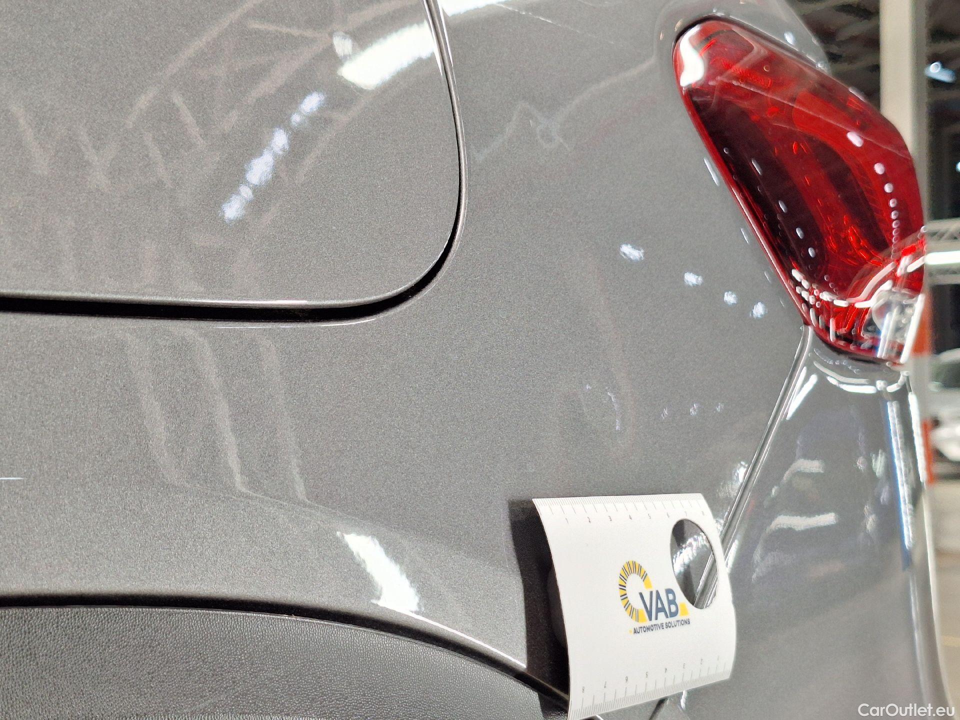  Mercedes  GLB Mercedes,  '19, Mercedes-Benz   180 d Business Solution 5d #18