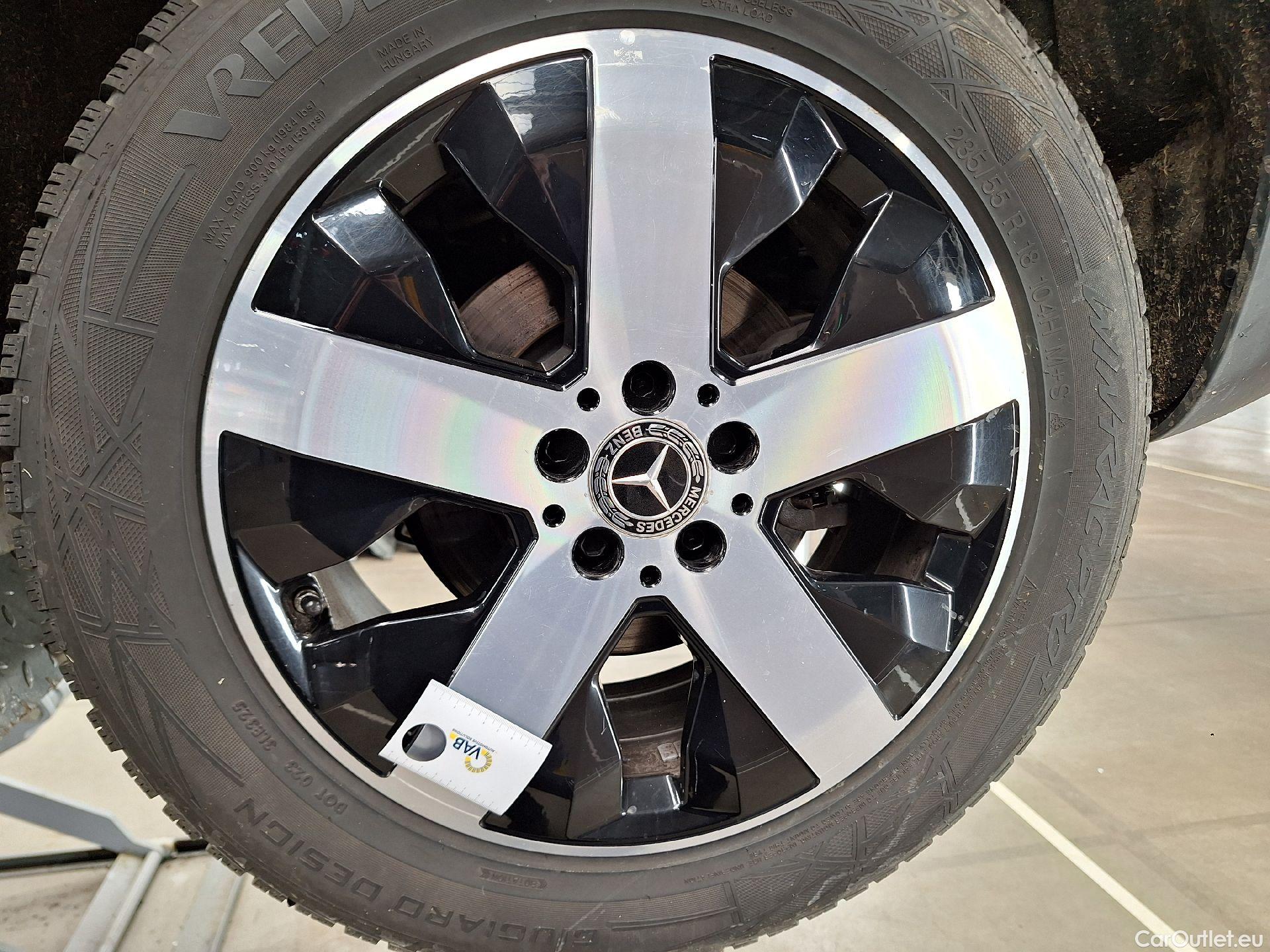  Mercedes  GLB Mercedes,  '19, Mercedes-Benz   180 d Business Solution 5d #29