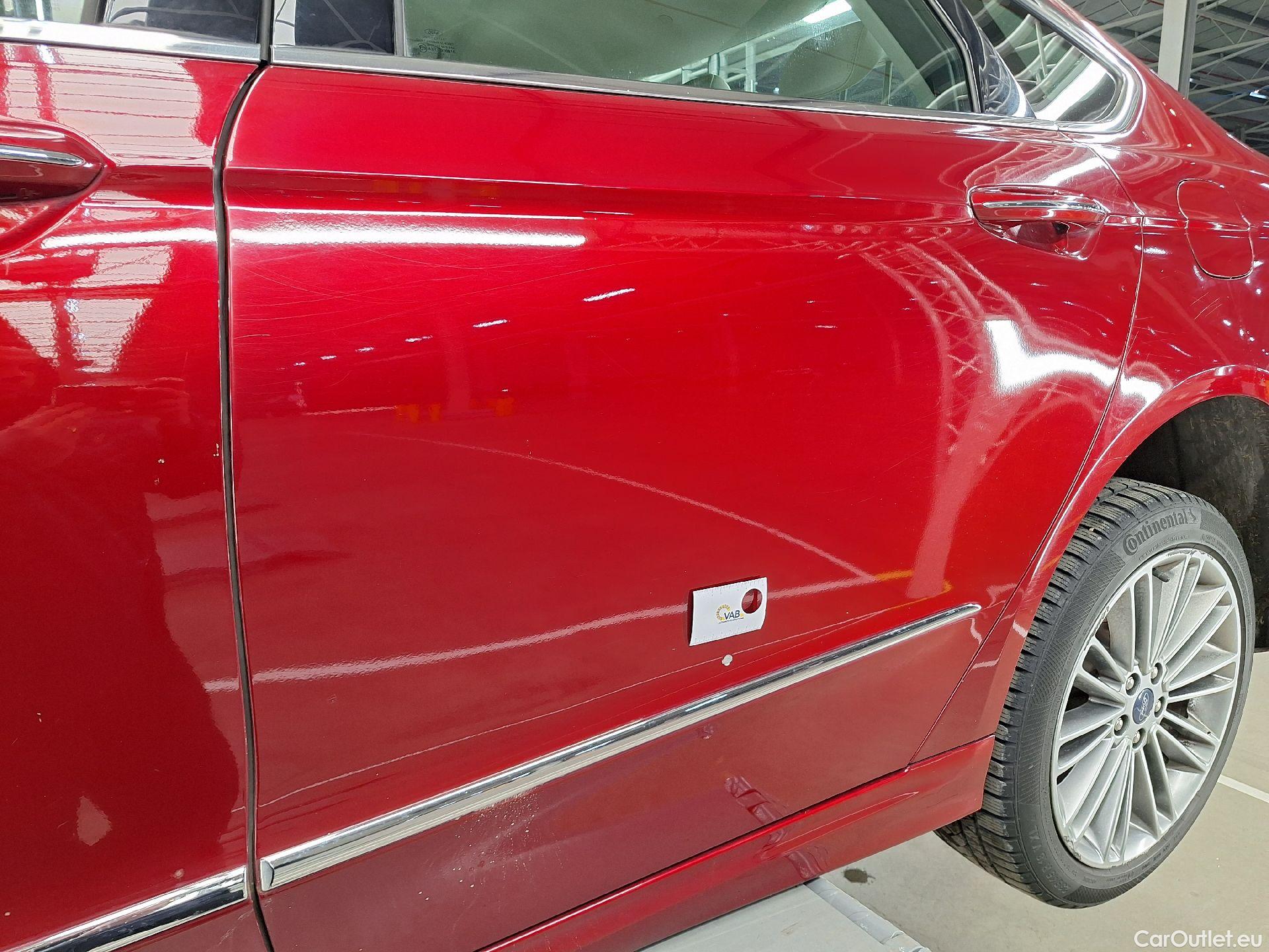  Ford  Mondeo Ford,  5d '14, Ford  2.0TDCi 110kW Vignale 4d #34