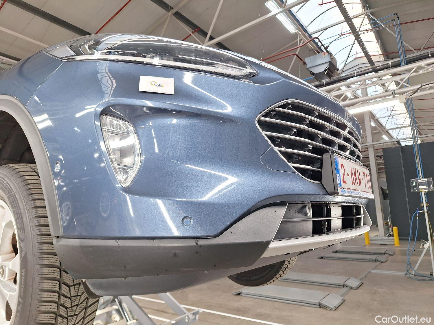  Ford  Kuga Ford,  '19, Ford  2.5i PHEV Aut. 165kW Titanium 5d #3