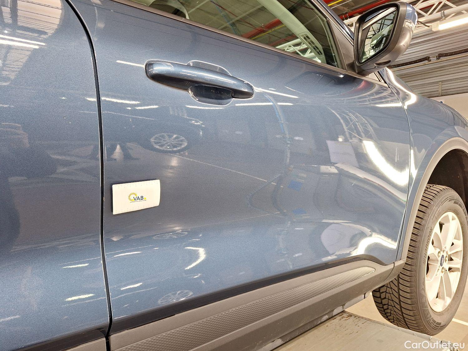  Ford  Kuga Ford,  '19, Ford  2.5i PHEV Aut. 165kW Titanium 5d #7