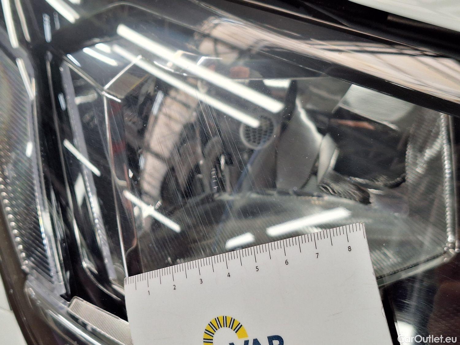  Volkswagen  Touran VW,  '15, Volkswagen  2.0 TDi 85kW Highline DSG 5d #41