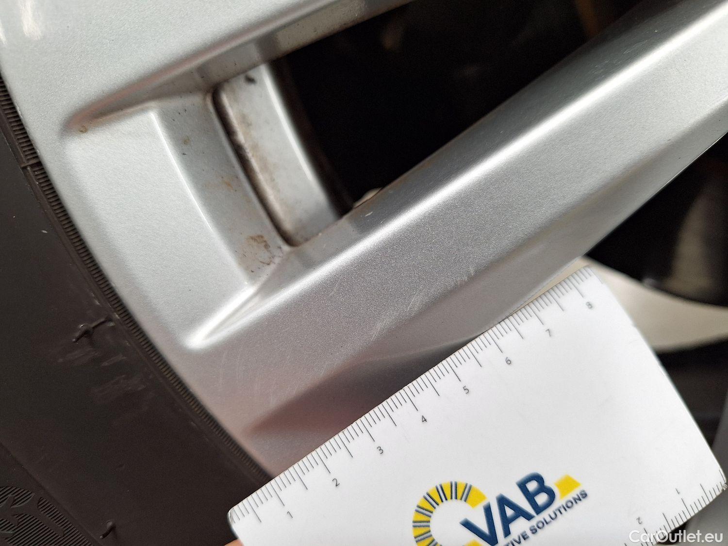  Volkswagen  Touran VW,  '15, Volkswagen  2.0 TDi 85kW Highline DSG 5d #26