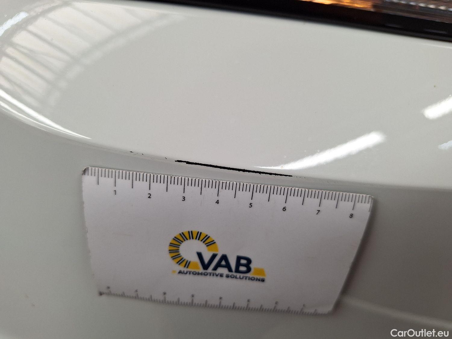  Volkswagen  Touran VW,  '15, Volkswagen  2.0 TDi 85kW Highline DSG 5d #38