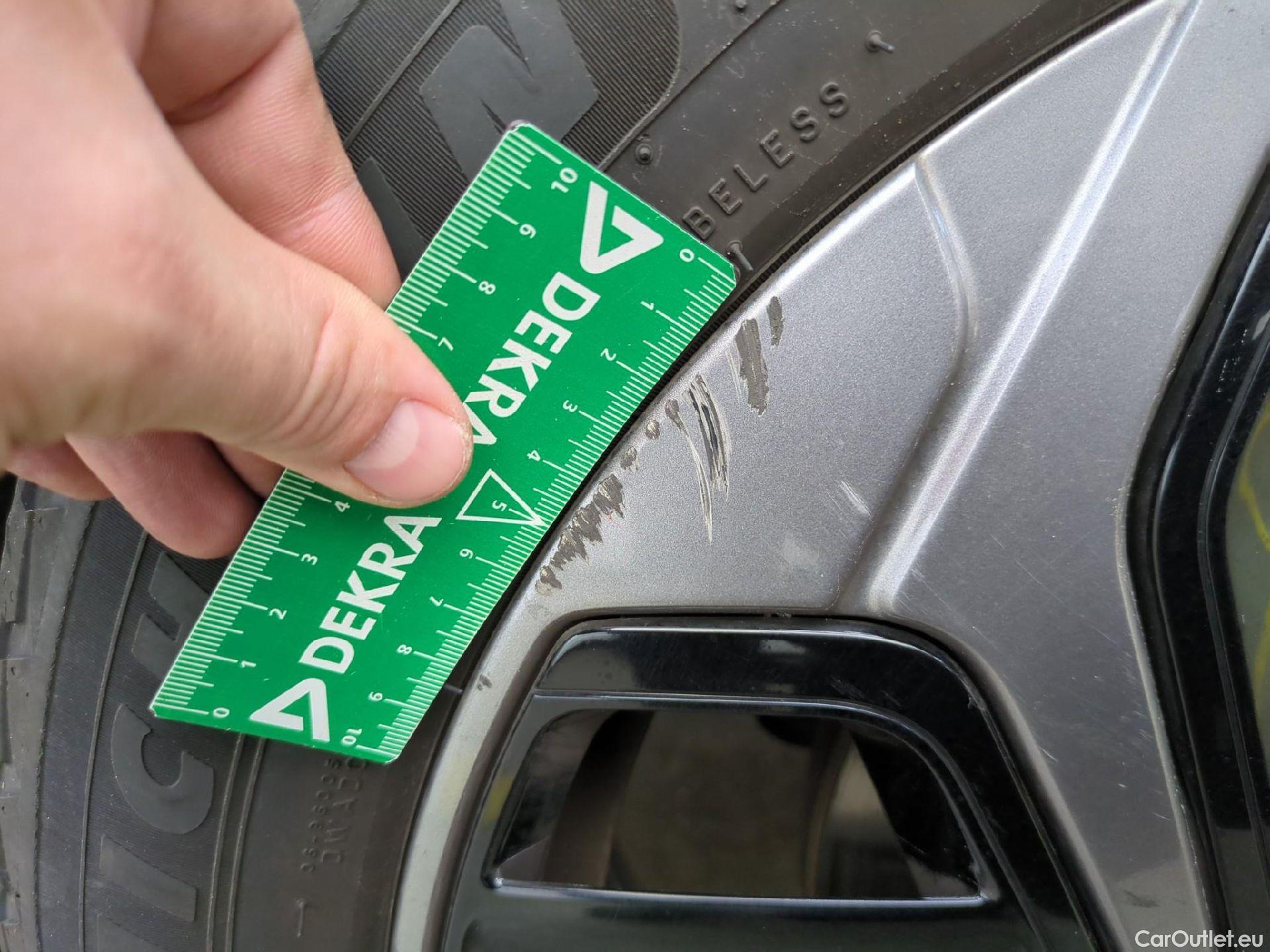  Citroen  C4  X Feel Pack 1.2 PureTech 130CV BVA8 6E #12