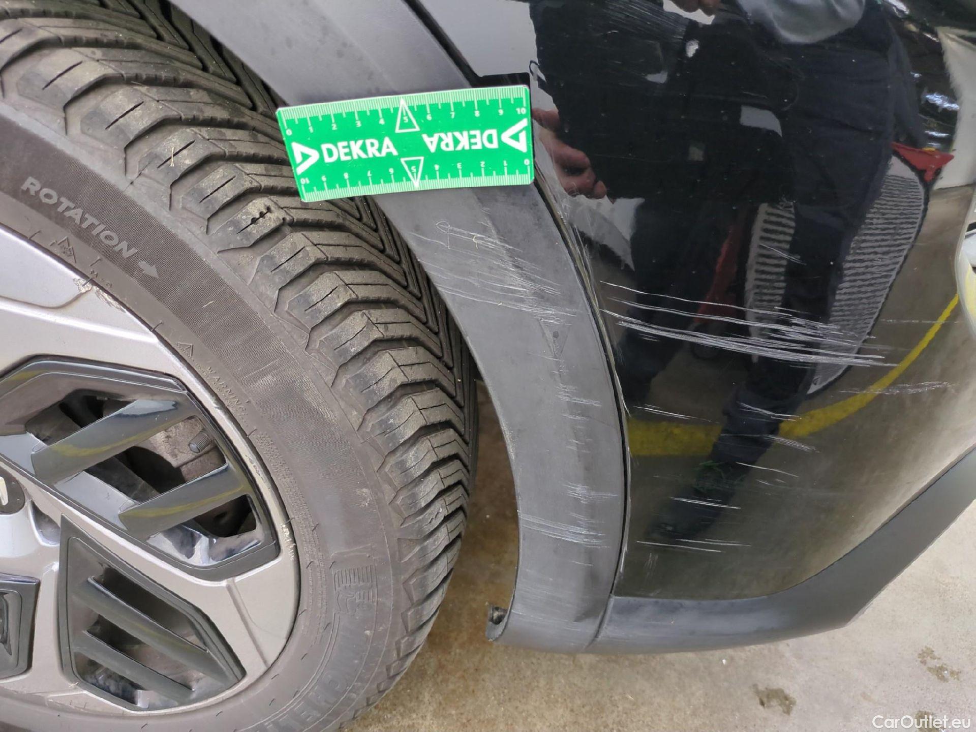  Citroen  C4  X Feel Pack 1.2 PureTech 130CV BVA8 6E #27