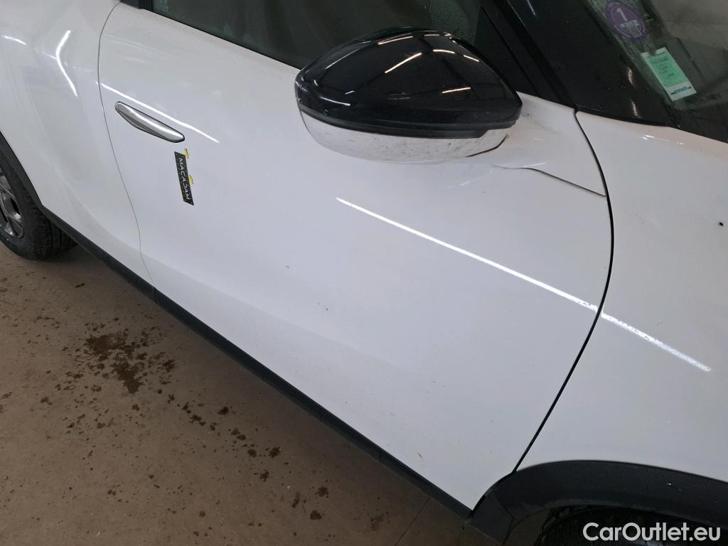  Citroen  DS3 DS 3 Crossback Business 1.2 PureTech 130CV BVA8 6E #1