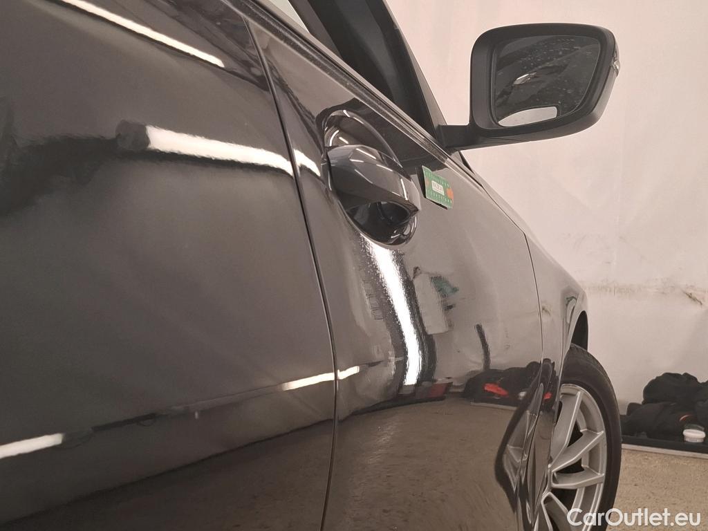  Bmw  Serie 3 Série 3 Touring 318 d Lounge 2.0 150CV BVA8 E6d #13