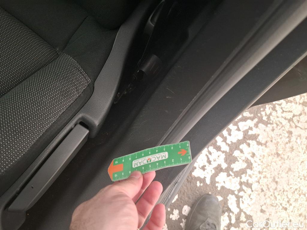  Citroen  C3  Feel Business 1.2 PureTech 80CV BVM5 E6d #10