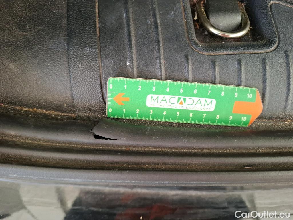  Ford  Kuga FORD  / 2019 / 5P / SUV 2.5 190 hybrid Flexifuel Pshift Titanium #12