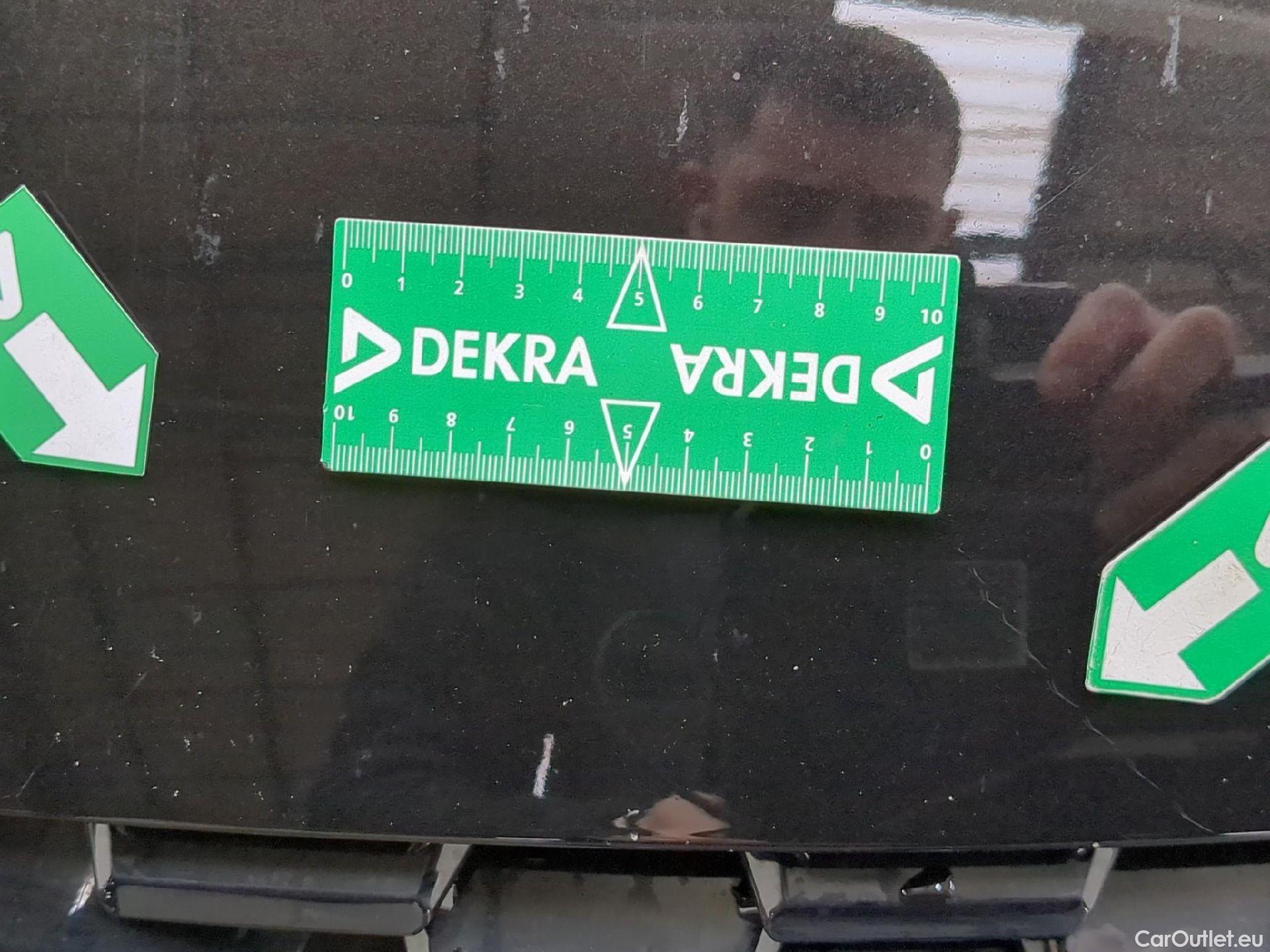  Nissan  Qashqai NISSAN  / 2021 / 5P / Crossover 1.3 MHEV 158ch Xtronic N-Style(SP) #16