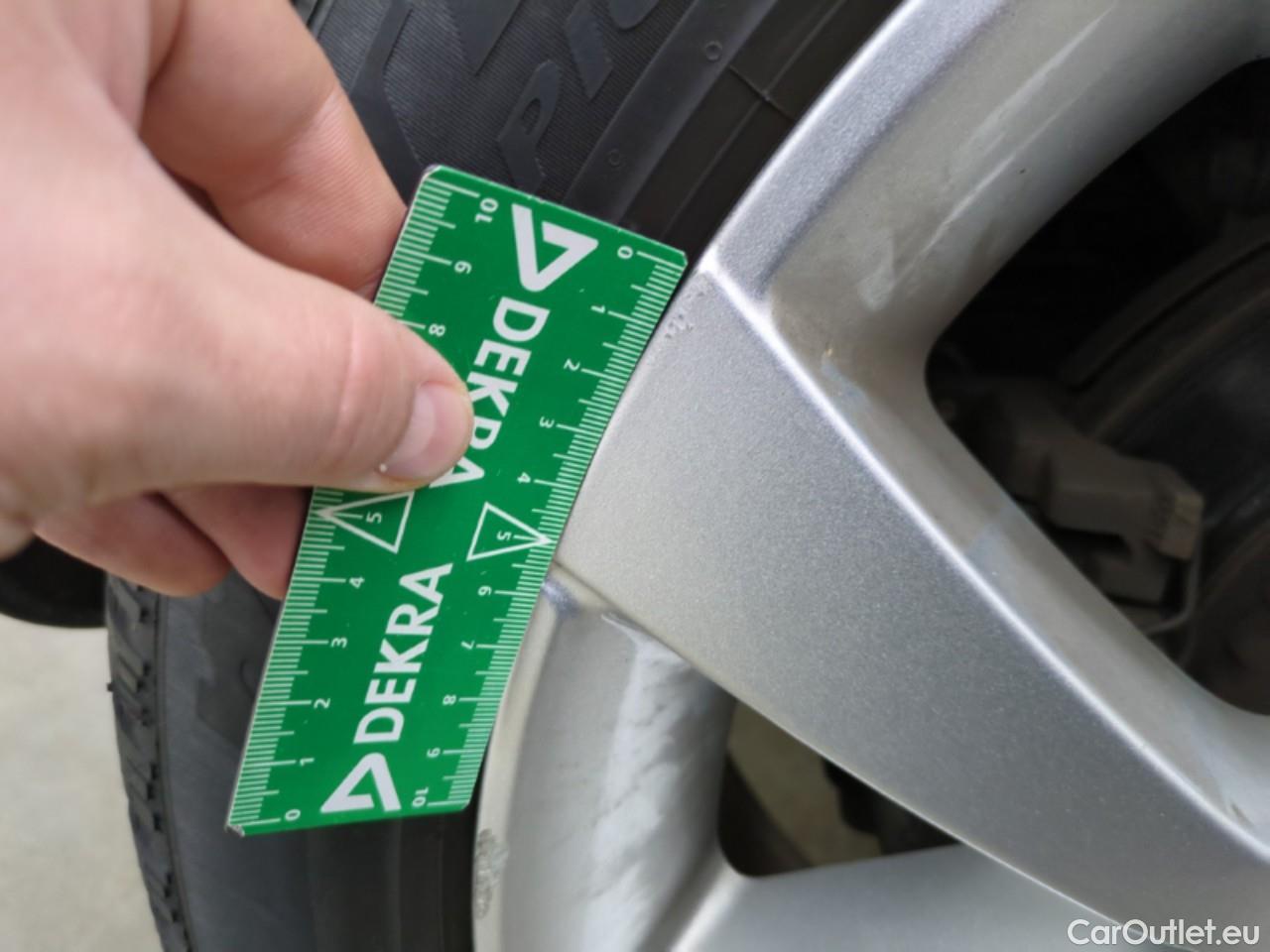  Land Rover  Range Rover Evoque LAND ROVER  / 2018 / 5P / SUV 1.5 P300e PHEV BVA 4WD SE #25