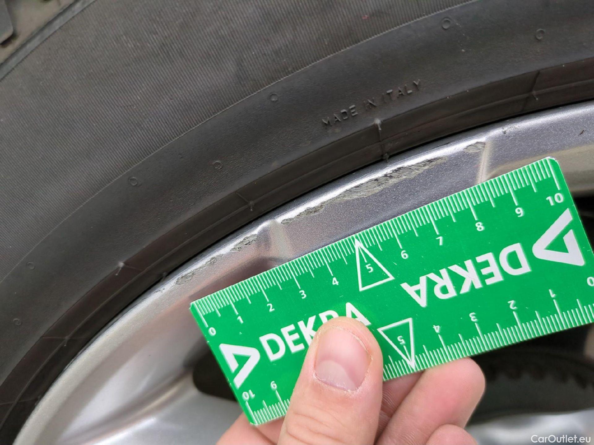  Land Rover  Range Rover Evoque LAND ROVER  / 2018 / 5P / SUV 1.5 P300e PHEV BVA 4WD SE #5