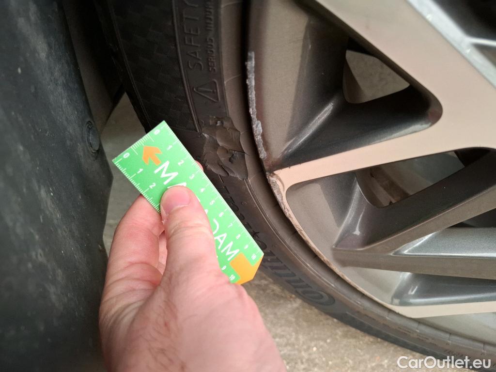  Hyundai  Konna HYUNDAI Kona / 2020 / 5P / SUV 1.6 HYBRID 141 EXECUTIVE HEV #25