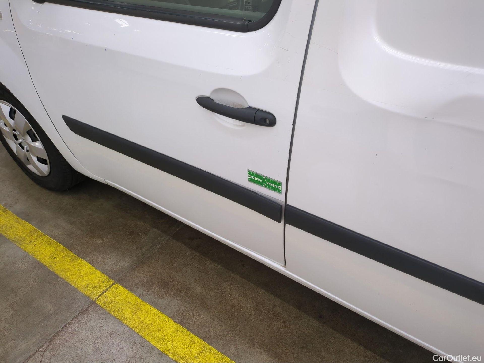  Renault  Kangoo  II Express Grand Confort (L1) 1.5 dCi 95CV BVM6 E6dT #28