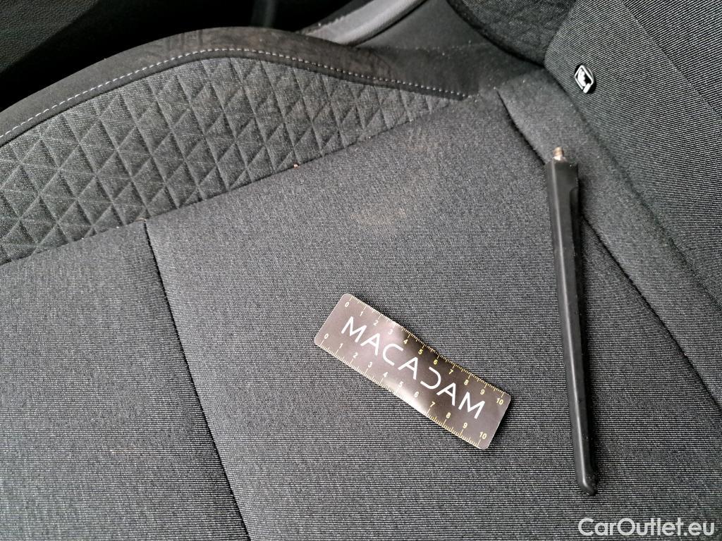  Renault  Clio  V Business 1.6 E-TECH Hybrid 140CV BVA6 E6d #13