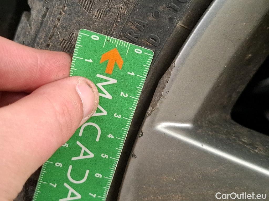  Land Rover  Discovery MAZDA Mazda6 / 2018 / 4P / Berline 2.2L Skyactiv-D 184 BVA Takumi #50