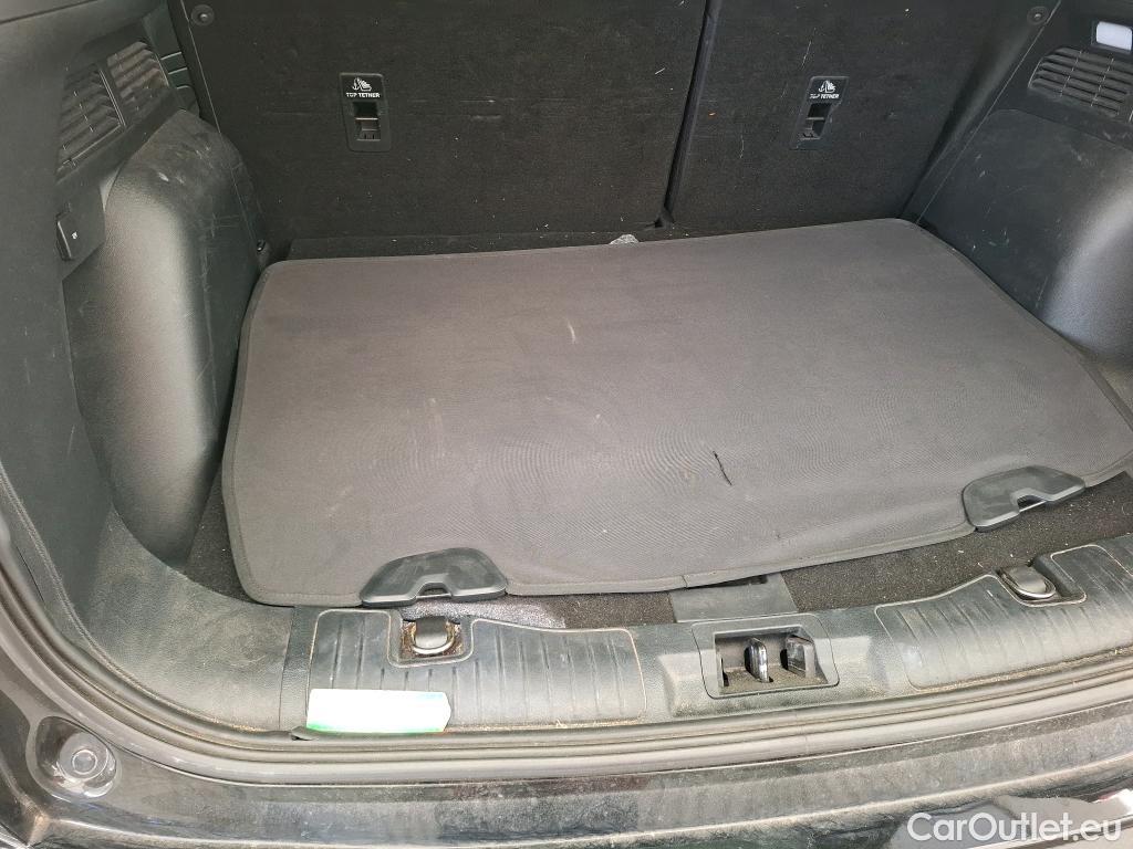  Ford  Kuga FORD  / 2019 / 5P / SUV 2.5 190 hybrid Flexifuel Pshift Titanium #11