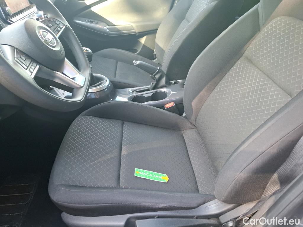  Nissan  Juke NISSAN  / 2019 / 5P / Crossover DIG-T 114 BVM6 Business Edition #1