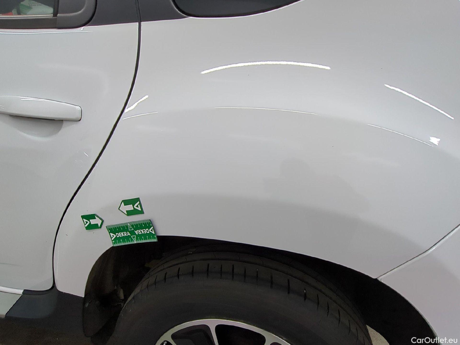  Dacia  Duster  I SL Black Touch 4x4 1.5 dCi 110CV BVM6 E6 #16