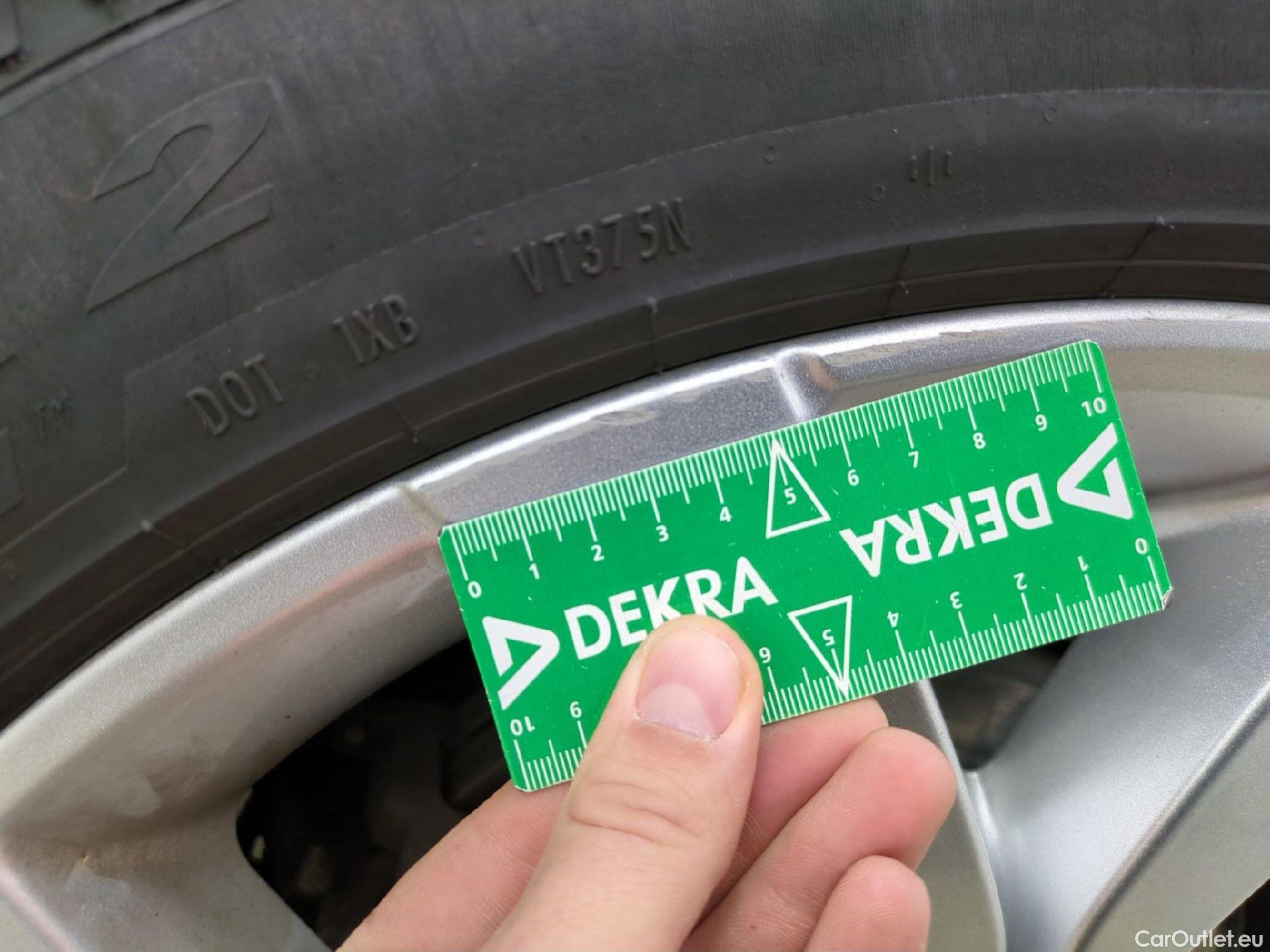  Land Rover  Range Rover Evoque LAND ROVER  / 2018 / 5P / SUV 1.5 P300e PHEV BVA 4WD SE #27