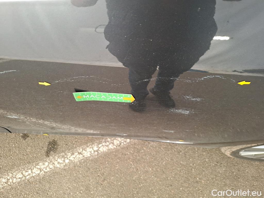  Land Rover  Discovery MAZDA Mazda6 / 2018 / 4P / Berline 2.2L Skyactiv-D 184 BVA Takumi #9