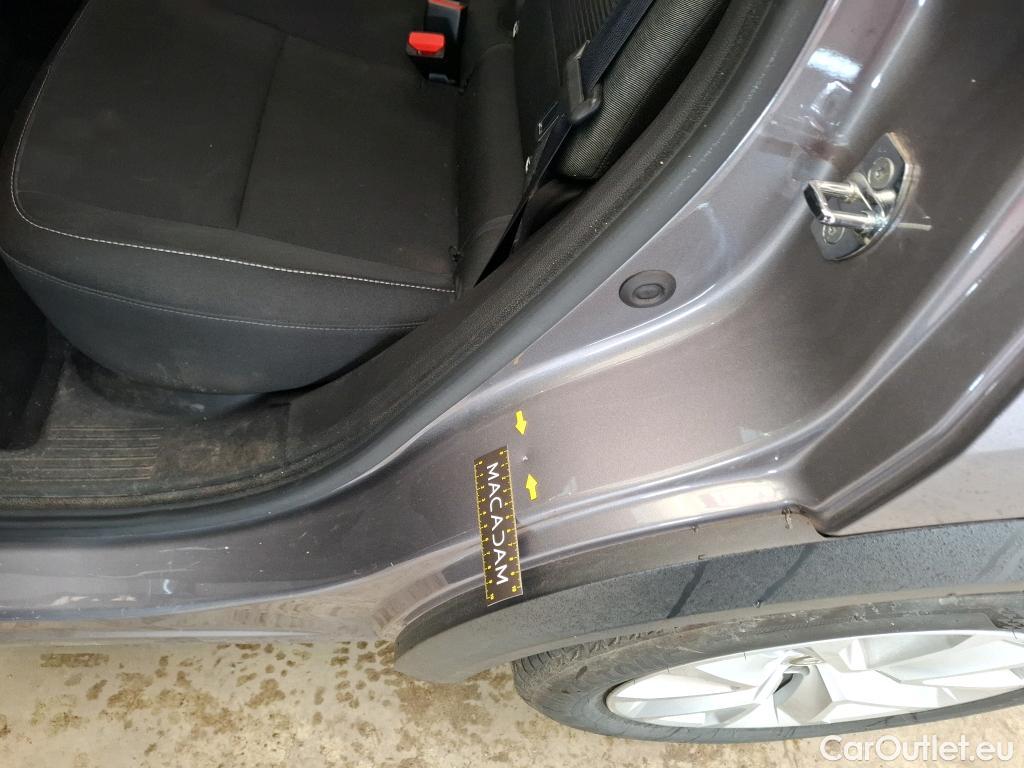  Renault  Captur  II Business 1.6 E-TECH Plug-in 160CV BVA6 E6d #5