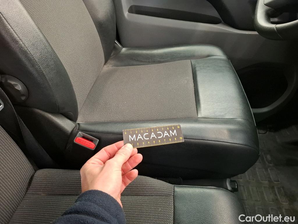  Peugeot  Expert PEUGEOT  / 2016 / 4P / Fourgon tôlé 1.5 BLUEHDI 120 S&S STANDARD PREMIUM #47