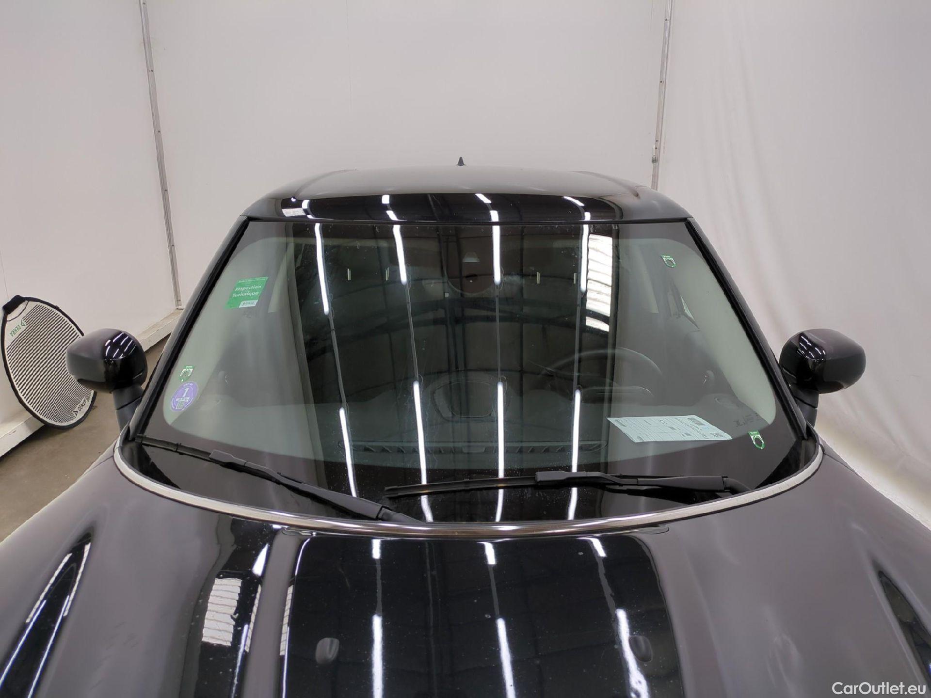  Mini  Countryman MINI  / 2020 / 5P / Crossover Cooper Essential 136 ch BVA7 #43