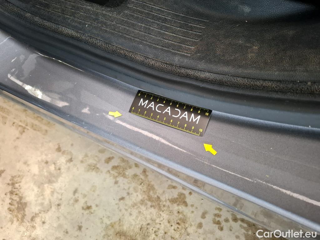  Renault  Captur  II Business 1.6 E-TECH Plug-in 160CV BVA6 E6d #7