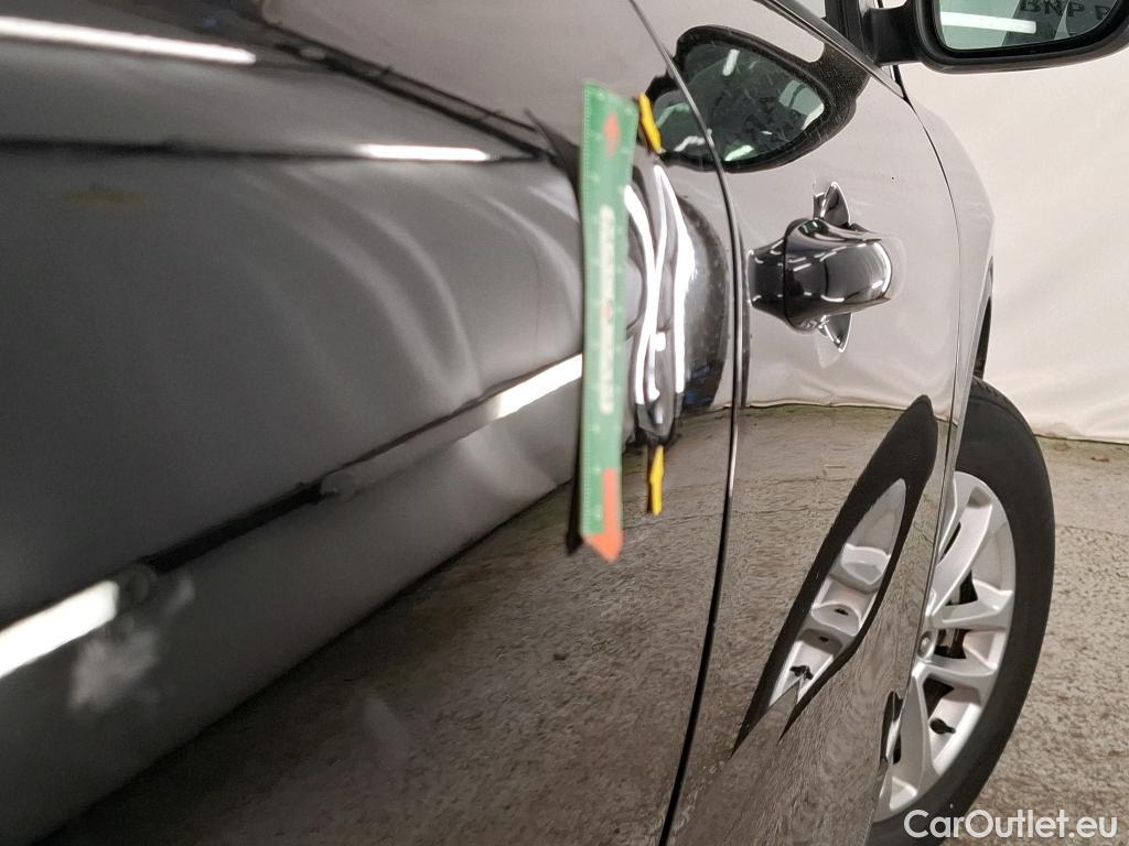  Ford  Kuga FORD  / 2019 / 5P / SUV 2.5 190 hybrid Flexifuel Pshift Titanium #3