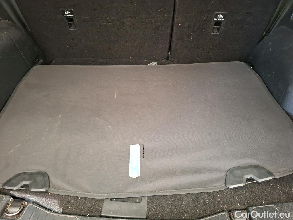  Ford  Kuga FORD  / 2019 / 5P / SUV 2.5 190 hybrid Flexifuel Pshift Titanium #13