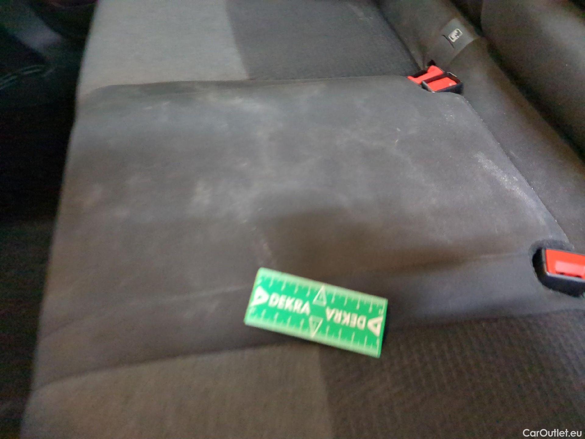  Nissan  Qashqai NISSAN  / 2021 / 5P / Crossover 1.3 MHEV 158ch Xtronic N-Style(SP) #6