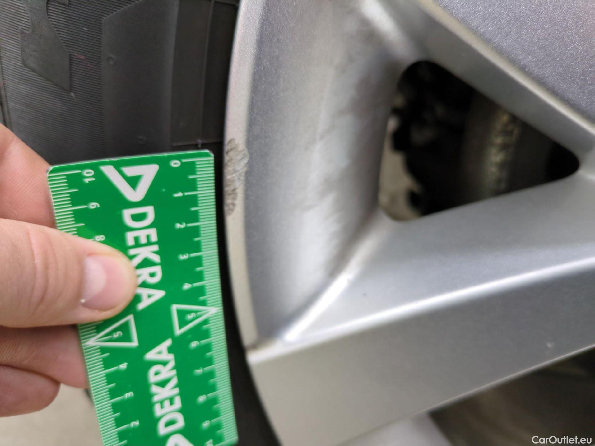  Land Rover  Range Rover Evoque LAND ROVER  / 2018 / 5P / SUV 1.5 P300e PHEV BVA 4WD SE #26