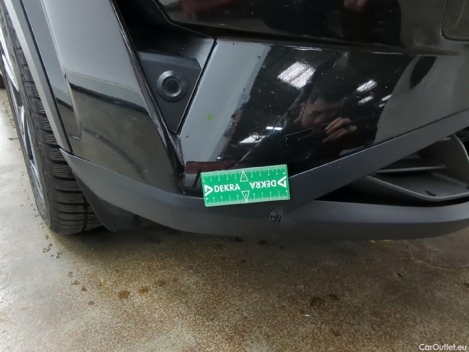  Nissan  Qashqai NISSAN  / 2021 / 5P / Crossover 1.3 MHEV 158ch Xtronic N-Style(SP) #26