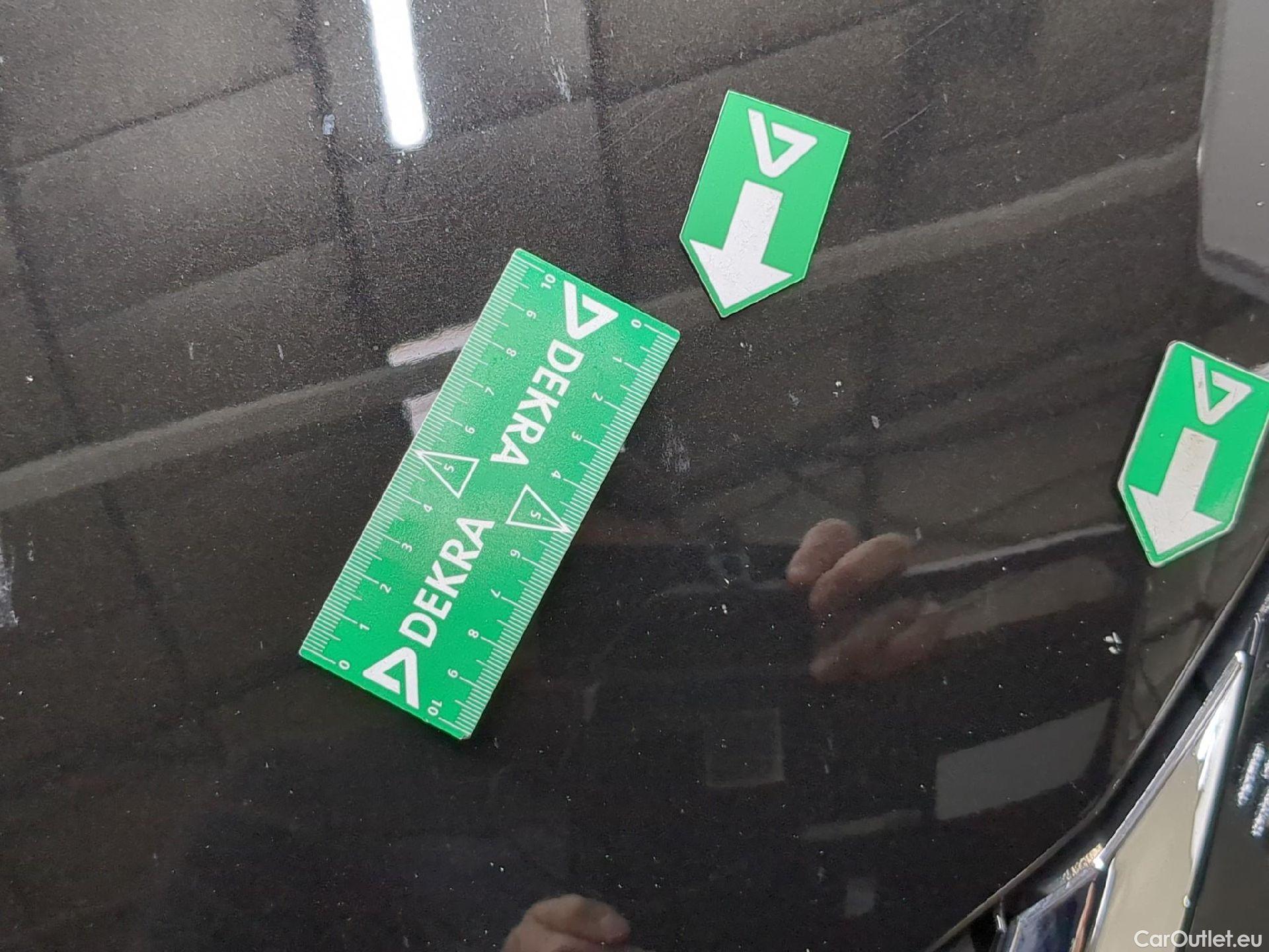  Nissan  Qashqai NISSAN  / 2021 / 5P / Crossover 1.3 MHEV 158ch Xtronic N-Style(SP) #17