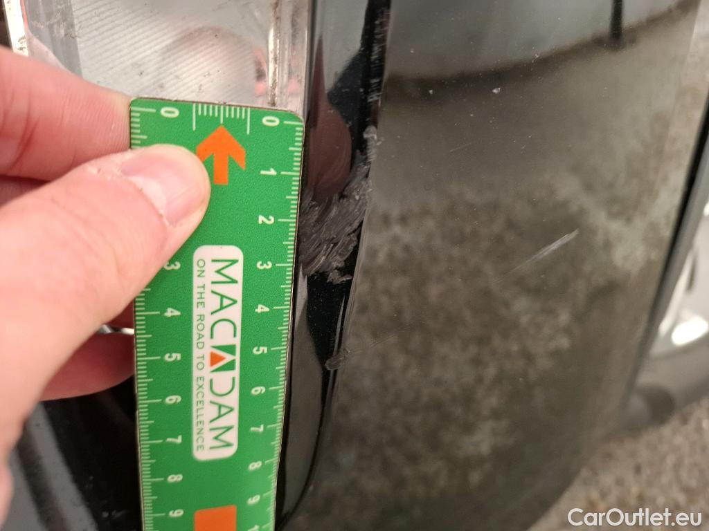  Ford  Kuga FORD  / 2019 / 5P / SUV 2.5 190 hybrid Flexifuel Pshift Titanium #9