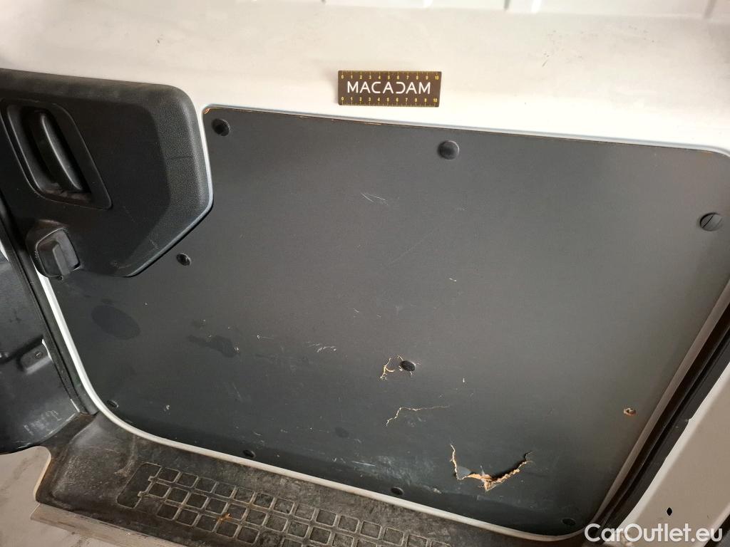  Peugeot  Expert PEUGEOT  / 2016 / 4P / Fourgon tôlé 1.5 BLUEHDI 120 S&S STANDARD PREMIUM #23