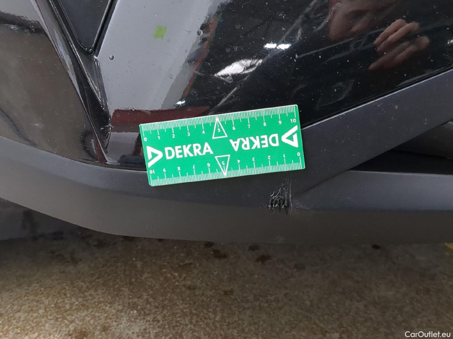  Nissan  Qashqai NISSAN  / 2021 / 5P / Crossover 1.3 MHEV 158ch Xtronic N-Style(SP) #27