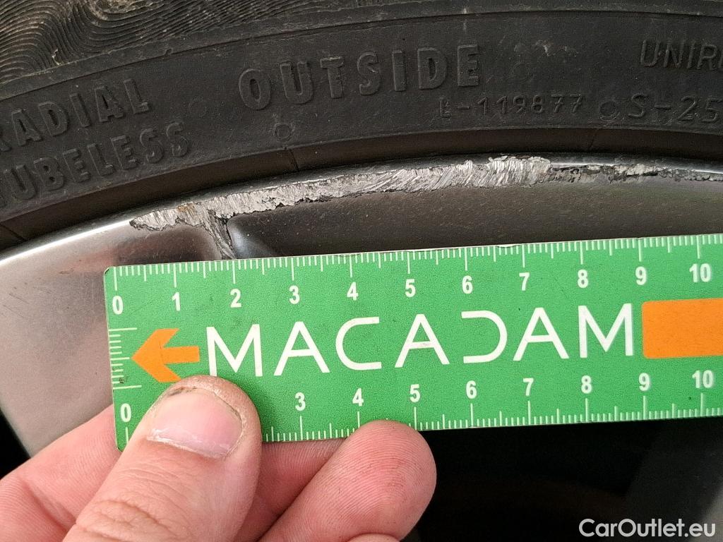  Land Rover  Discovery MAZDA Mazda6 / 2018 / 4P / Berline 2.2L Skyactiv-D 184 BVA Takumi #33